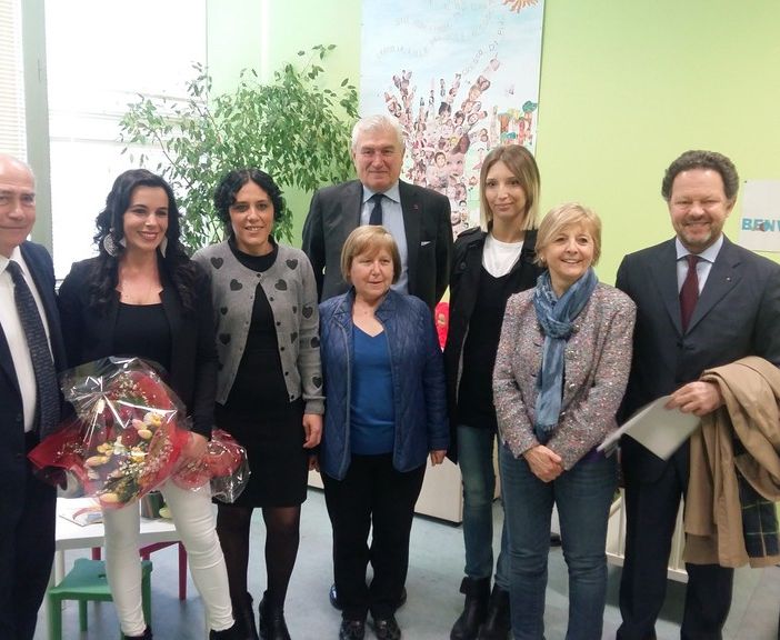 Rivoli, inaugurato il Piemonte Family Friendly: in Comune una stanza con fasciatoio e il necessario per allattare (VIDEO)