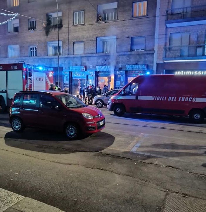 vigili del fuoco in azione
