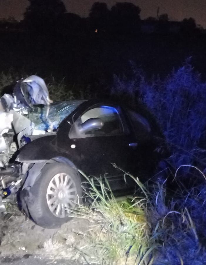 Fortunatamente il conducente ha riportato solo lievi ferite