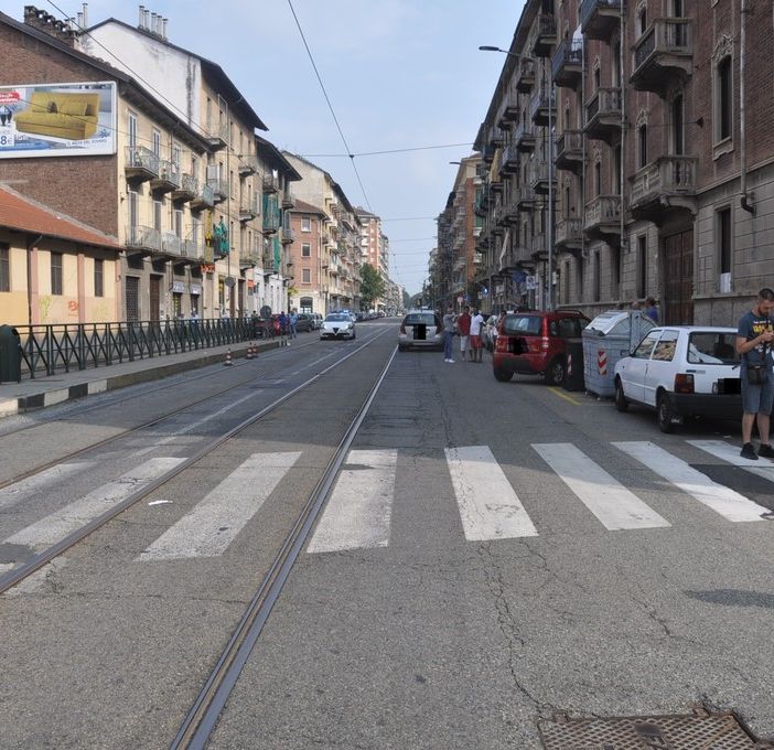 Bimba cinese investita da un'auto in corso Palermo: grave al CTO