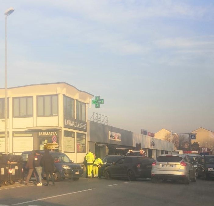 incidente in via XXV Aprile a Nichelino