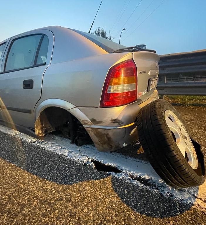 auto incidente tangenziale