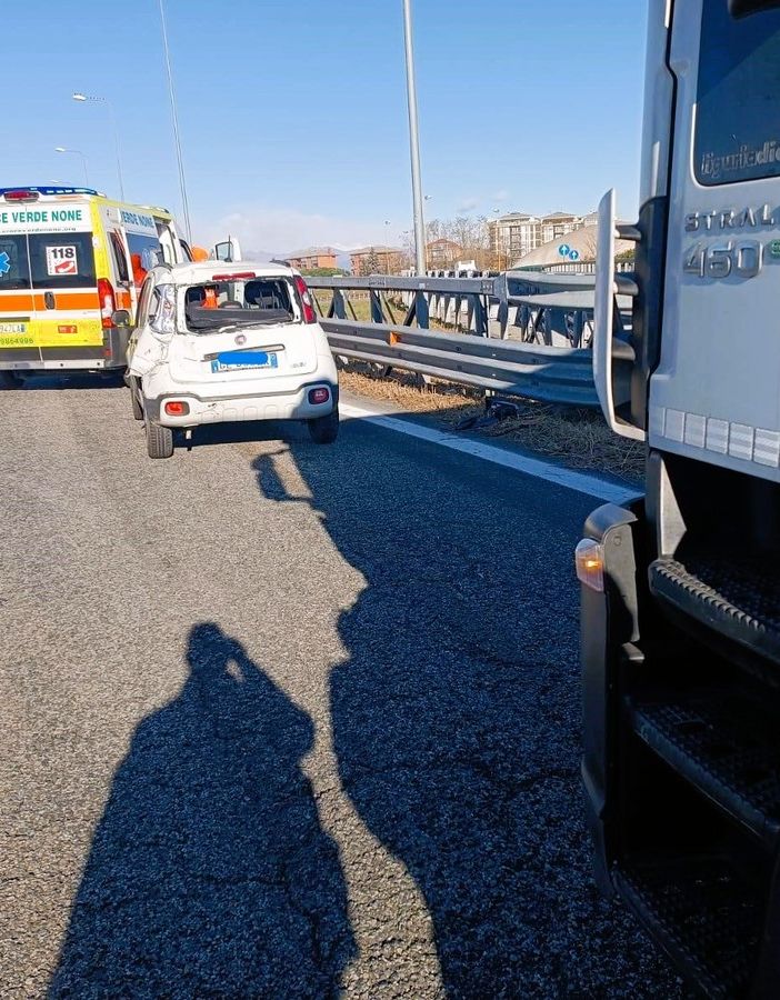 incidente tangenziale stupinigi