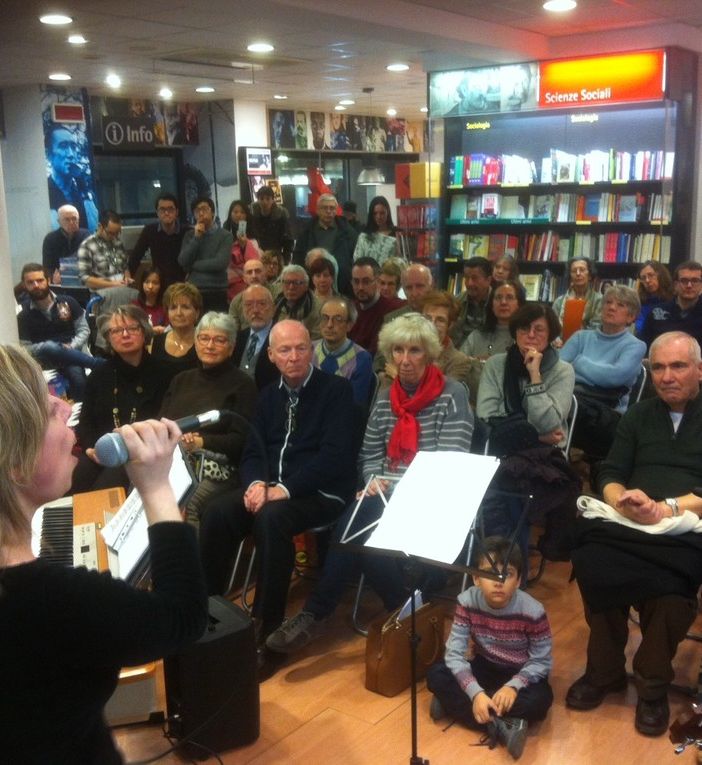Ultimo appuntamento alla Feltrinelli di Torino con 'chiacchierate con musica live'
