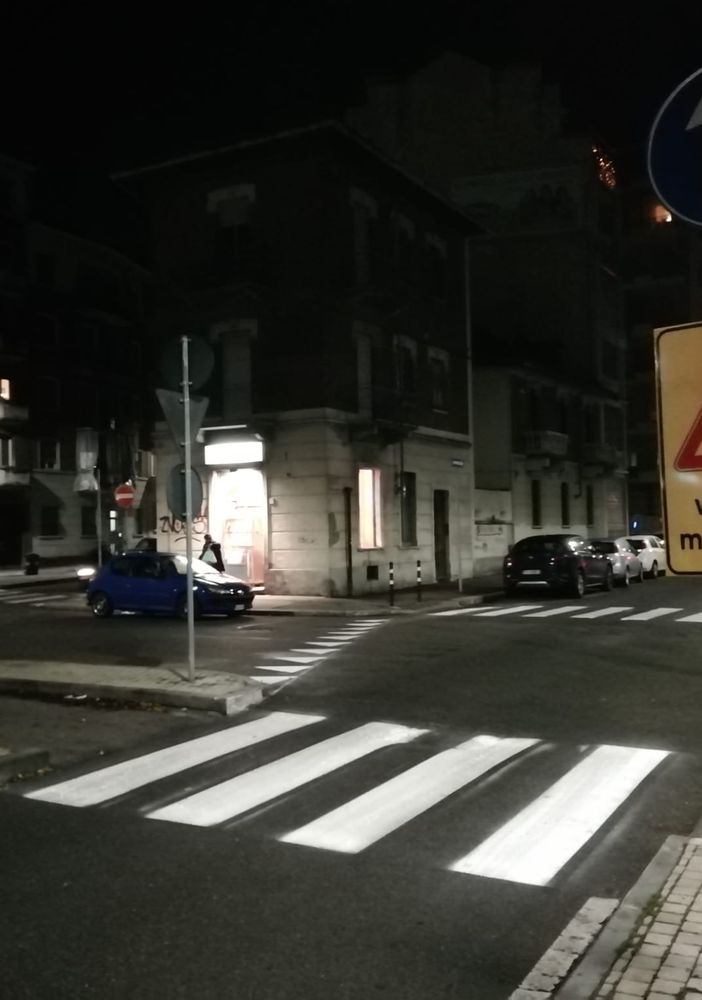 Parella, cambia la viabilità in piazza Chironi: via Borgomanero diventa a senso unico