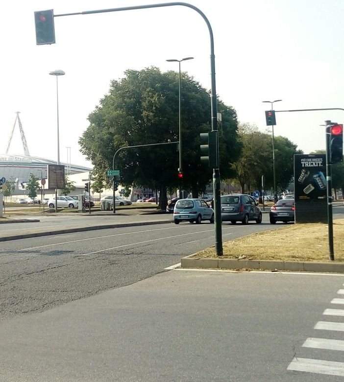 Incrocio pericoloso tra Strada Altessano e corso Grosseto:&quot;Serve un altro semaforo&quot;