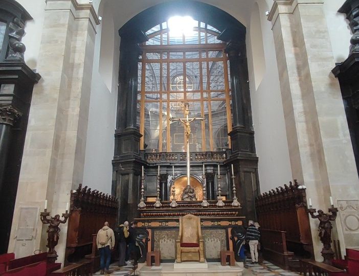 Terminata la ristrutturazione del Duomo, dopo l'incendio della Cappella della Sindone del 1997