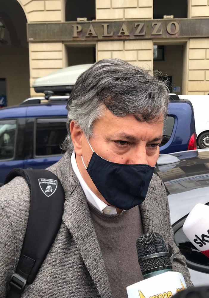 Covid, l'ammissione di Icardi: &quot;Ricoveri in ospedale? Il sistema regge ancora 10-12 giorni&quot; [VIDEO]