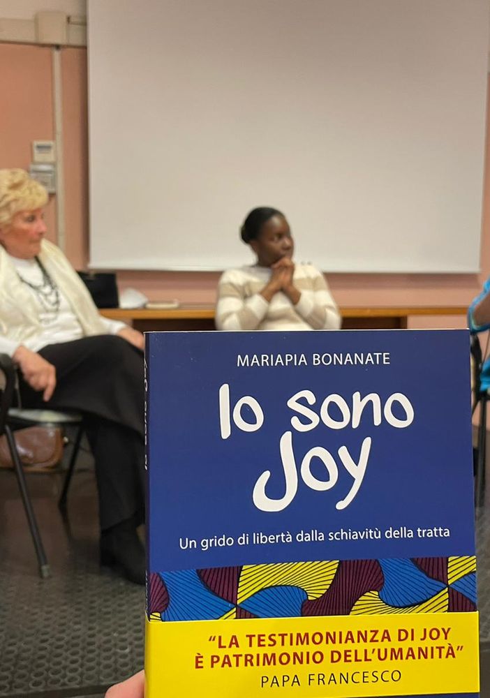 incontro in biblioteca