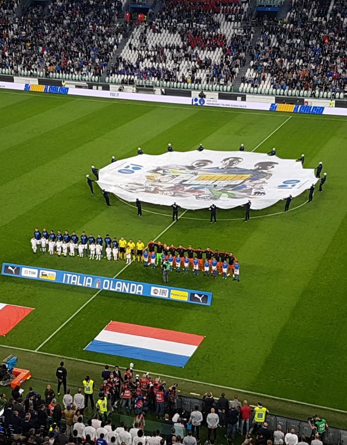 All'asta le maglie azzurre di Balotelli e Bonucci per sostenere la Fondazione Piemontese per la Ricerca sul Cancro