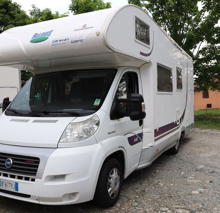 Vendesi Camper  MCLouis Tandy 640
