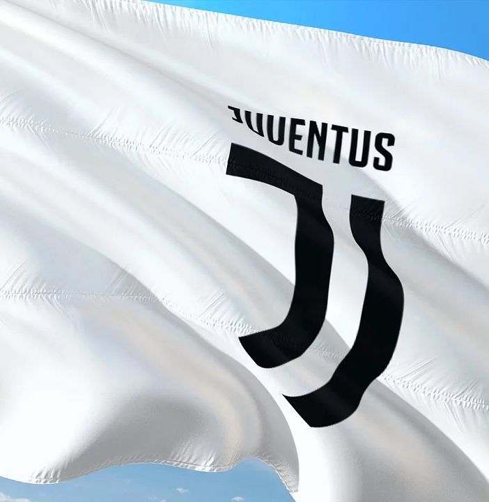 bandiera juve - foto di archivio