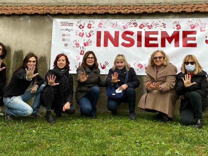 laura pompeo e l'azione artistica collettiva del 20 novembre