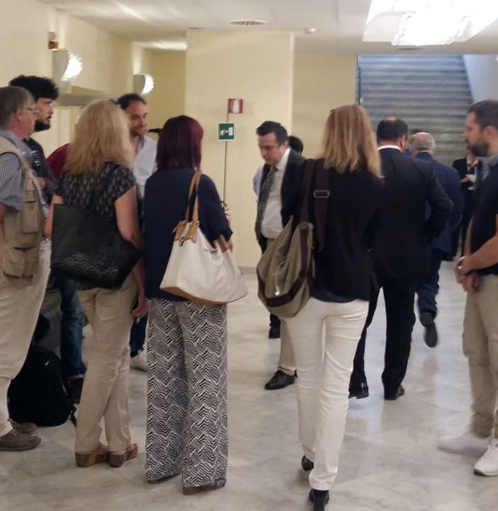 Salone del Libro, i 12 lavoratori in distacco si presentano in Consiglio regionale (VIDEO)