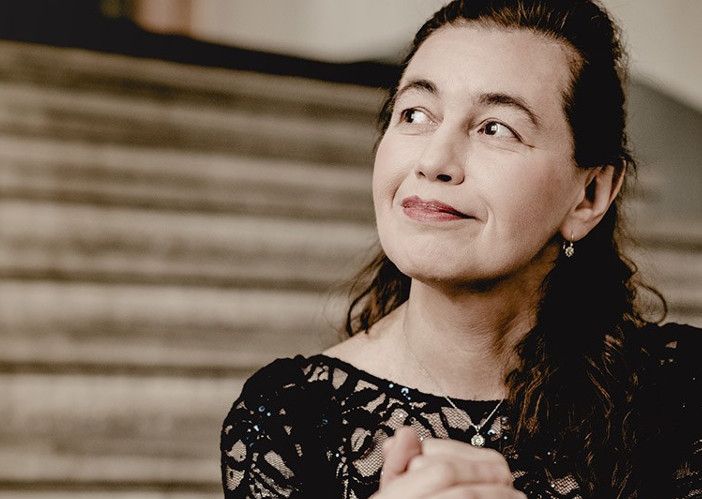Concerto in famiglia per l'Unione Musicale: sul palco Lilya Zilberstein insieme ai suoi due figli