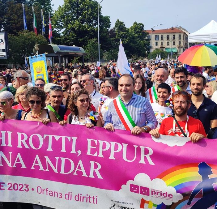 Torino Pride 2023 con il sindaco Lo Russo in prima fila