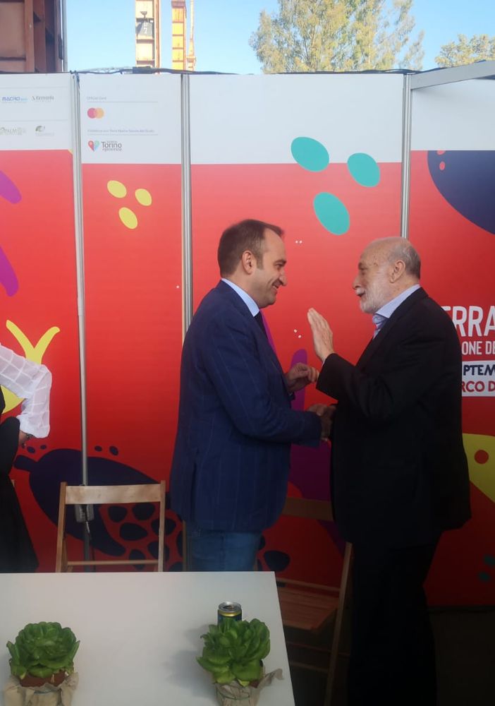 stretta di mano Lo Russo Petrini