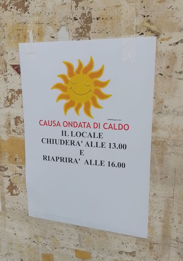 locandina chiuso per caldo