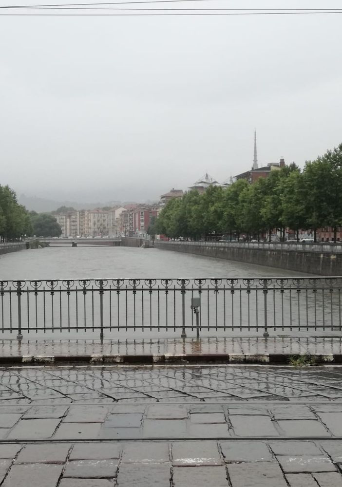 Maltempo, sale il livello del fiume Po e della Dora: la situazione e le previsioni meteo