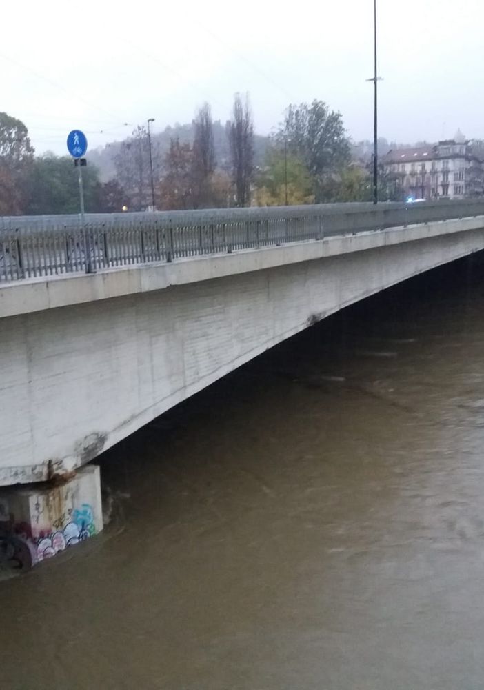 Maltempo in Piemonte: attesa per questa mattina la piena del Po a Torino [FOTO]
