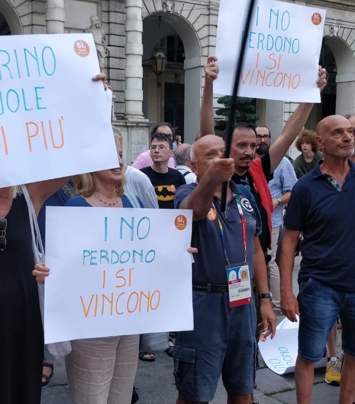 Olimpiadi invernali: protesta contro la sindaca Appendino sotto Palazzo Civico