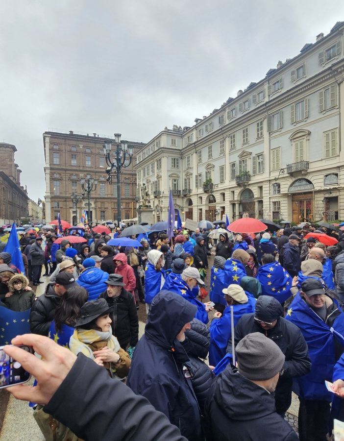 Dai pro Europa ai contrari al Ddl Sicurezza, Torino riempie le piazze