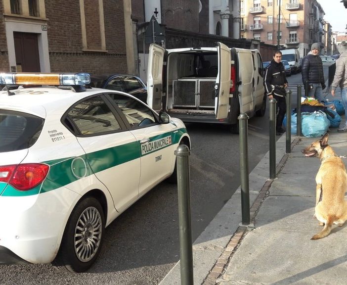 Grazie all'intervento di un cittadino, messi in fuga i ladri e recuperato veicolo rubato