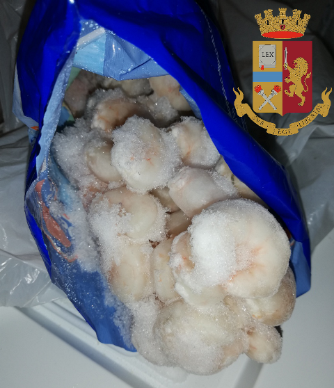 Blitz in locali e market di San Salvario: sequestrati oltre 115 chili di cibo mal conservato