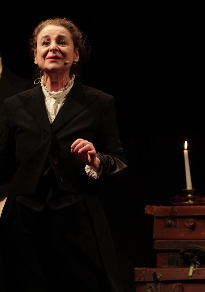 Teatro: &quot;Amava il Chelsea Hotel &quot;, l'Hallelujah di Leonard Cohen, al Baretti