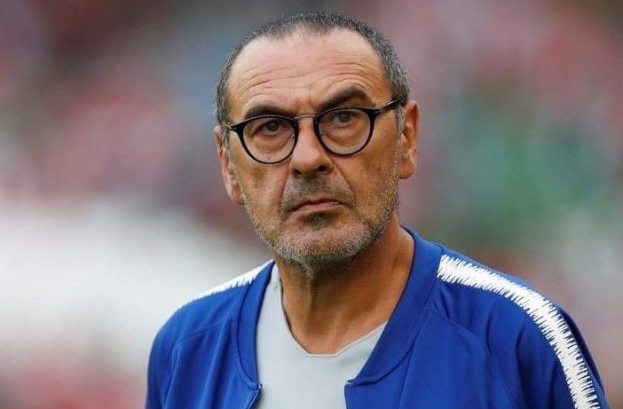 Sarri si avvicina alla panchina della Juve, ma sul web cresce il malumore dei tifosi