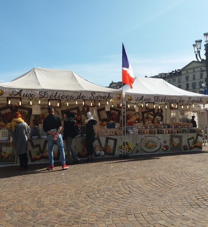 Fino a domenica in piazza Vittorio a Torino si parla (e si mangia) francese (FOTO)