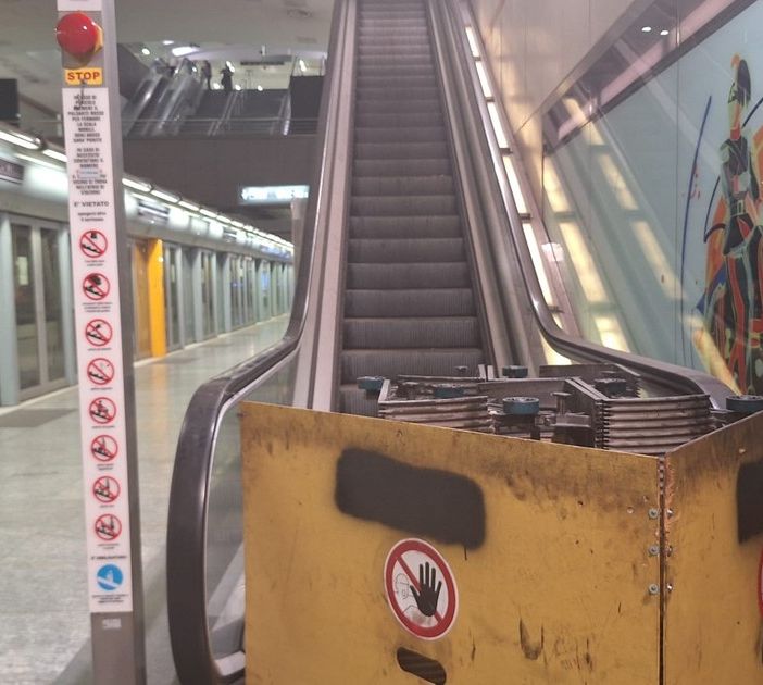 Riparte la Metro, ma ci sono problemi con le scale mobili. Nonostante gli interventi Gtt anche oggi giornata di guasti