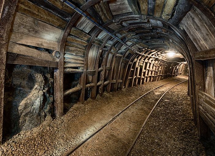 L'ecomuseo riparte con gli ex minatori nelle miniere di talco di Prali