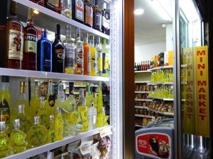 La Circoscrizione 7 chiede la chiusura serale anticipata dei minimarket