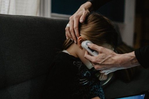 Si torna a scuola, parola di pediatra: &quot;Occhio alla febbre, ma anche agli altri sintomi. Genitori, dobbiamo collaborare!&quot;