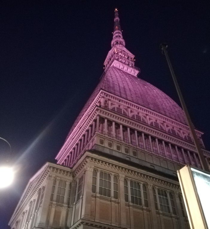 I monumenti del Piemonte pronti a illuminarsi di rosa per la partenza del Giro d’Italia
