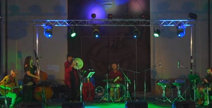 mom orchestra - foto d'archivio