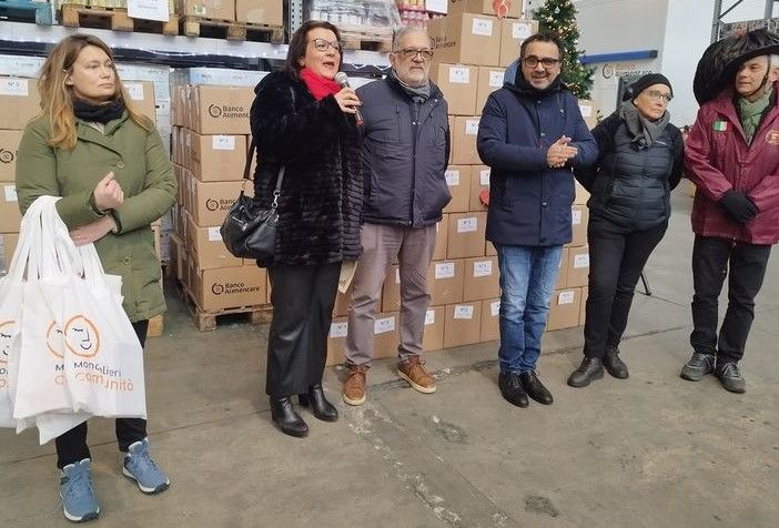 Moncalieri rilancia 'spesa sospesa' e raccolta di cibo per le famiglie in difficoltà