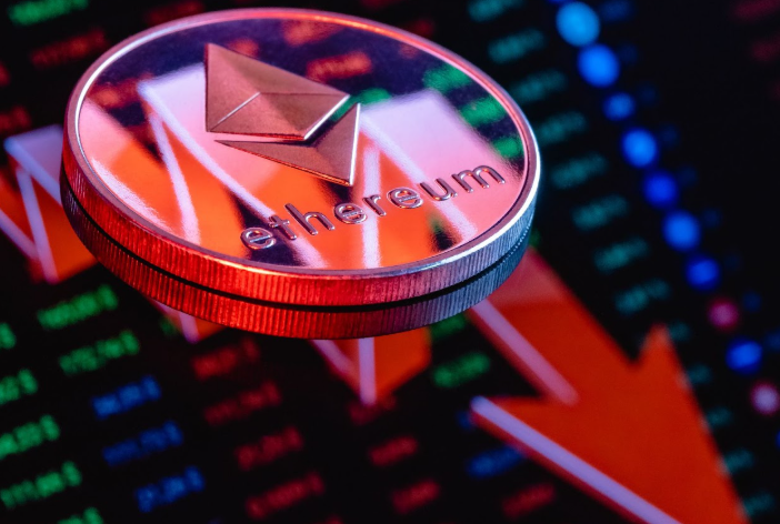 ETH perde oltre il 30% in un mese: la sua caduta non si fermerà, secondo gli esperti, mentre questo nuovo token su Ethereum vola in prevendita