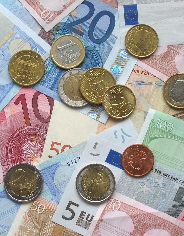 Come liberarsi dai debiti e iniziare a investire