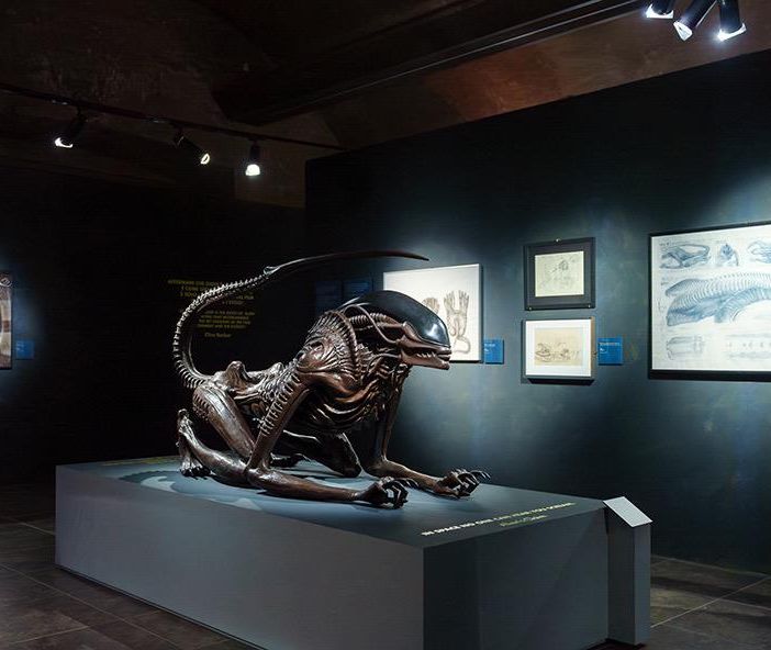 Alien è sbarcato a Torino: la mostra dedicata ad Hans Ruedi Giger apre al Mastio della Cittadella