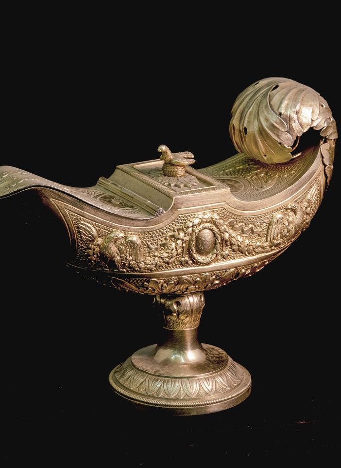Il suadente Oman distillato in gocce: ai Musei Reali una mostra tutta da odorare