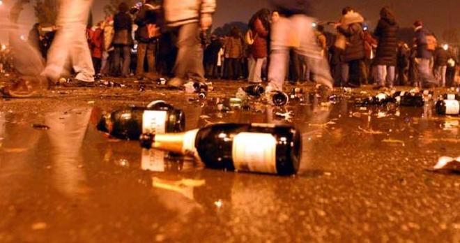 Malamovida a Torino, vietata la vendita di alcolici per asporto dalle 21 alle 6 nei supermercati e negozi delle zone &quot;calde&quot;