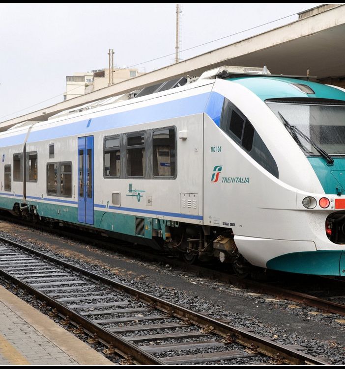 La denuncia di Alberto Avetta (Pd): &quot;Ancora treni cancellati sulla Torino-Ivrea&quot;