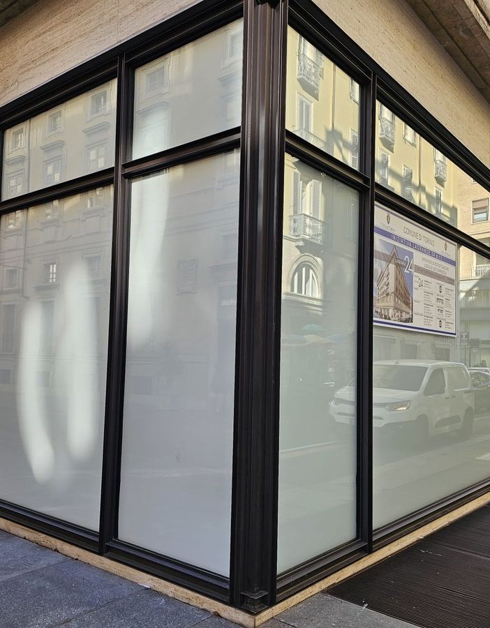 negozi chiusi nel centro di Torino