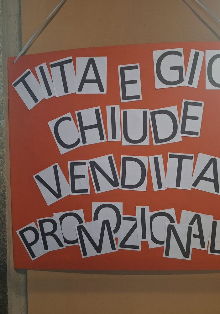 Addio a &quot;Tita e Gio&quot;: il Natale di Vanchiglia perde la storica cartoleria di quartiere
