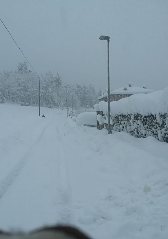 Torino imbiancata, montagne pronte per la stagione sciistica: la neve è arrivata nella notte