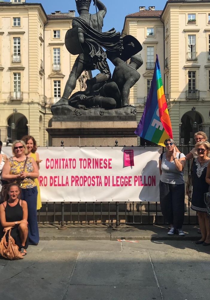 Torino scende in piazza contro il Ddl Pillon: &quot;Chiediamo il ritiro del disegno di legge&quot;