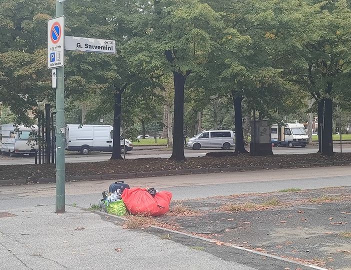 1300 residenti chiedono lo sgombero delle famiglie nomadi di corso Salvemini