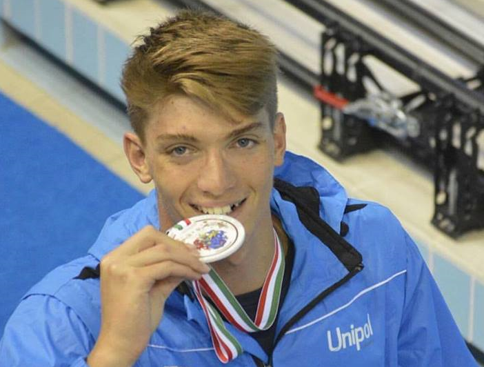 Il gigante di Moncalieri Alessandro Miressi riscrive la storia: suo il nuovo record italiano sui 100 stile libero
